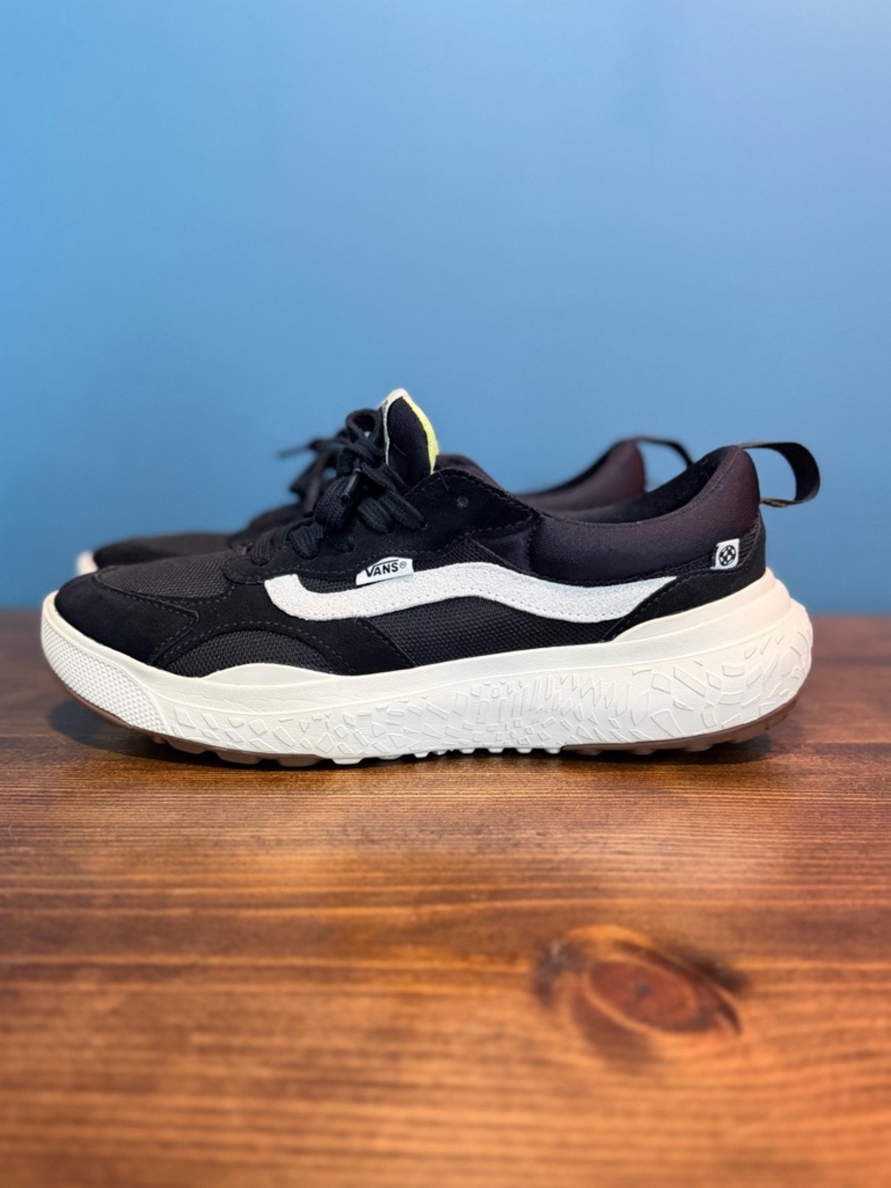 Vans VR3 Neo ‘Black and White’ UltraRange